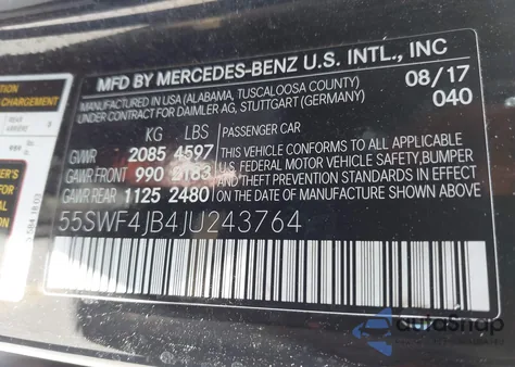 2018 Mercedes-Benz C 300 z USA, uszkodzony, nr VIN 55SWF4JB4JU243764